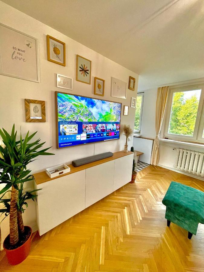 Luxurious Boho Style Apartm. *Home Office* +Desk Катовіце Екстер'єр фото